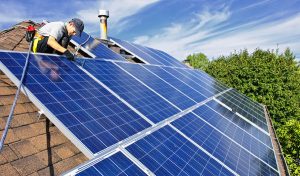 Service d'installation de photovoltaïque et tuiles photovoltaïques à Frontenay-Rohan-Rohan